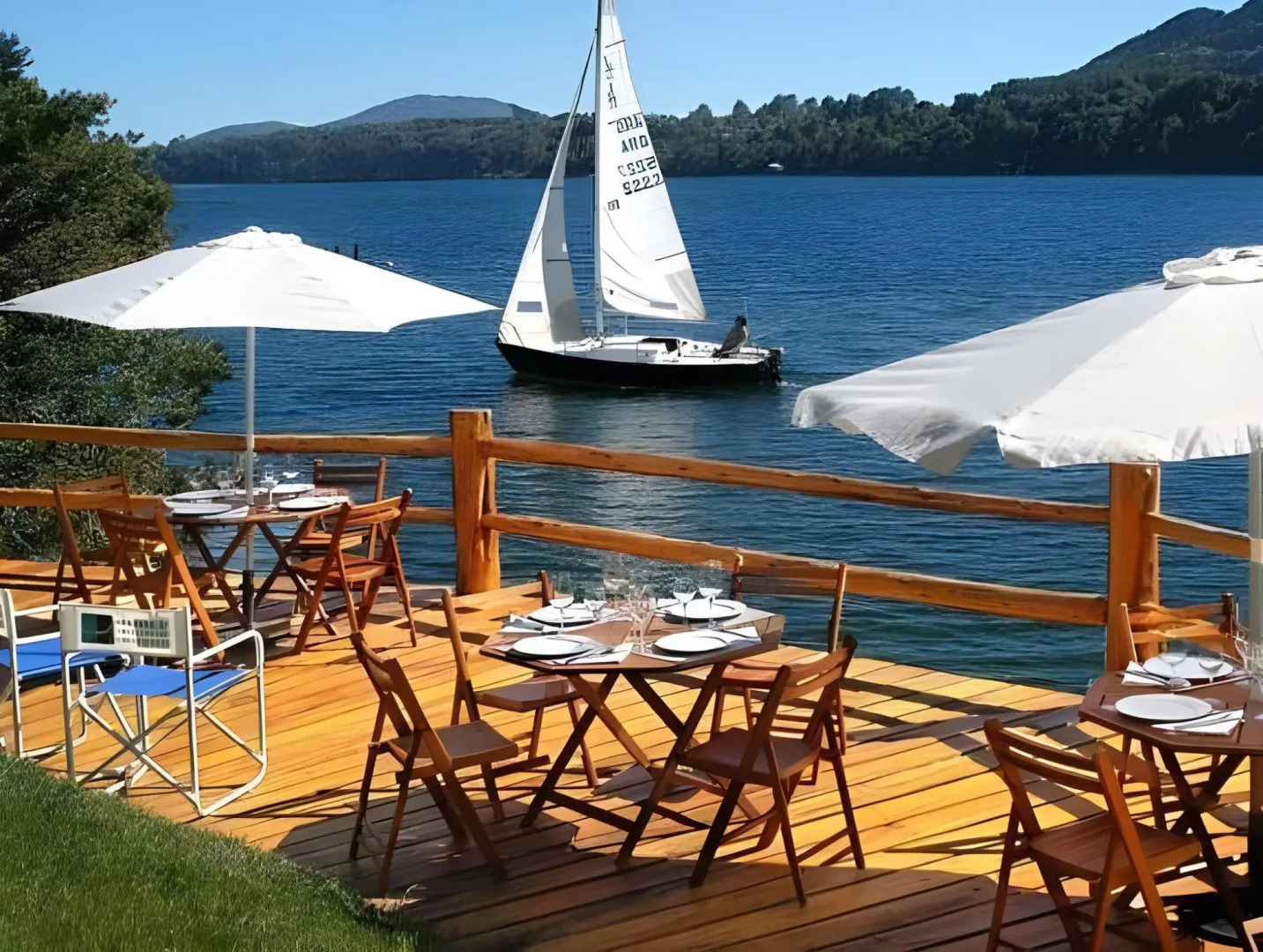 Puerto Pireo Apart Hotel & Cabañas