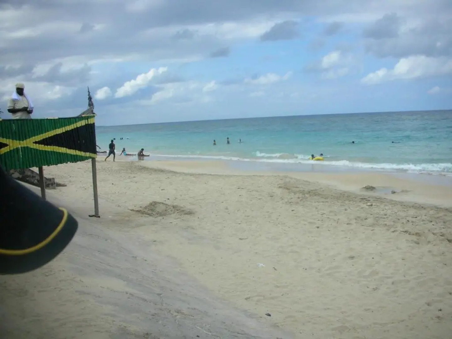 Club Caribbean Court Apartments