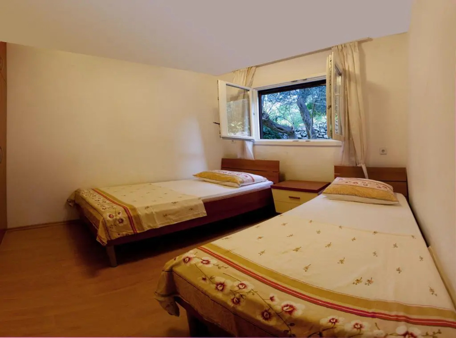 Jees Exclusive Apartments