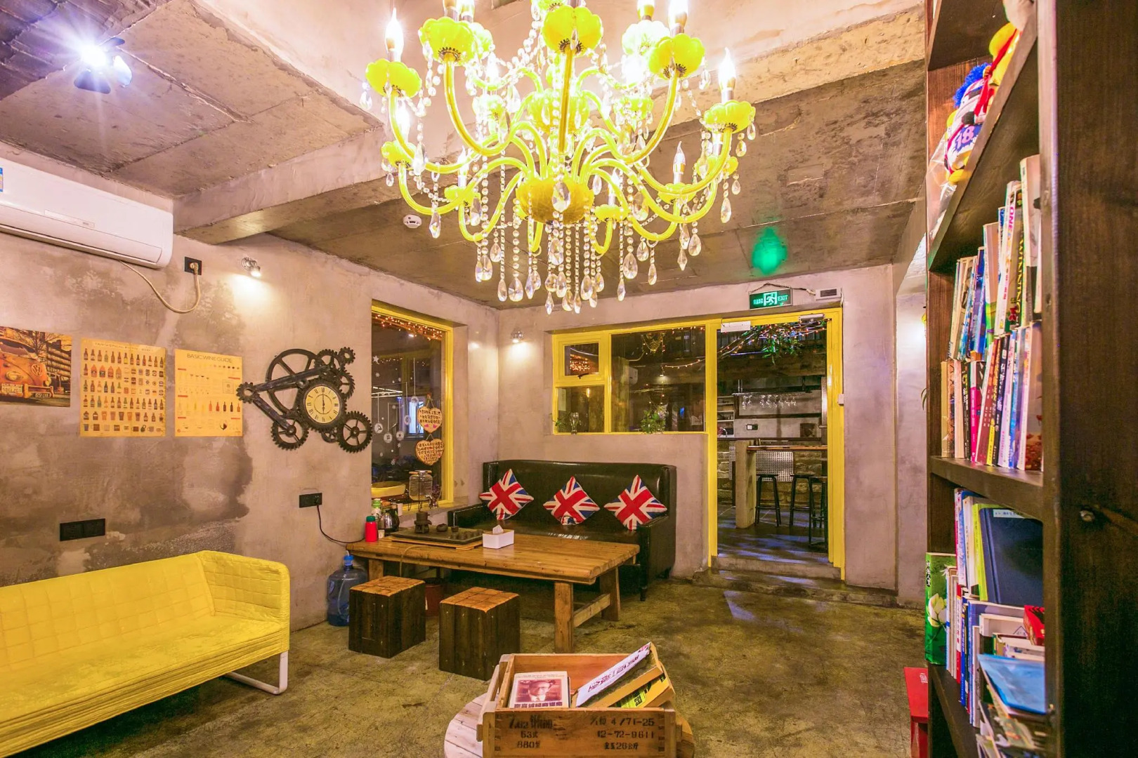 JiaoChangWei Maan CoCo Travelling With Hotel