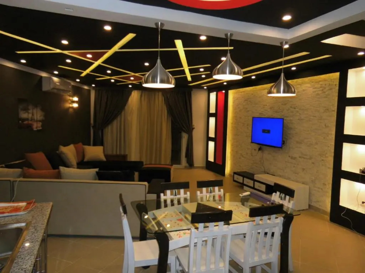 Three-Bedroom Apartment at Louly Beach Resort