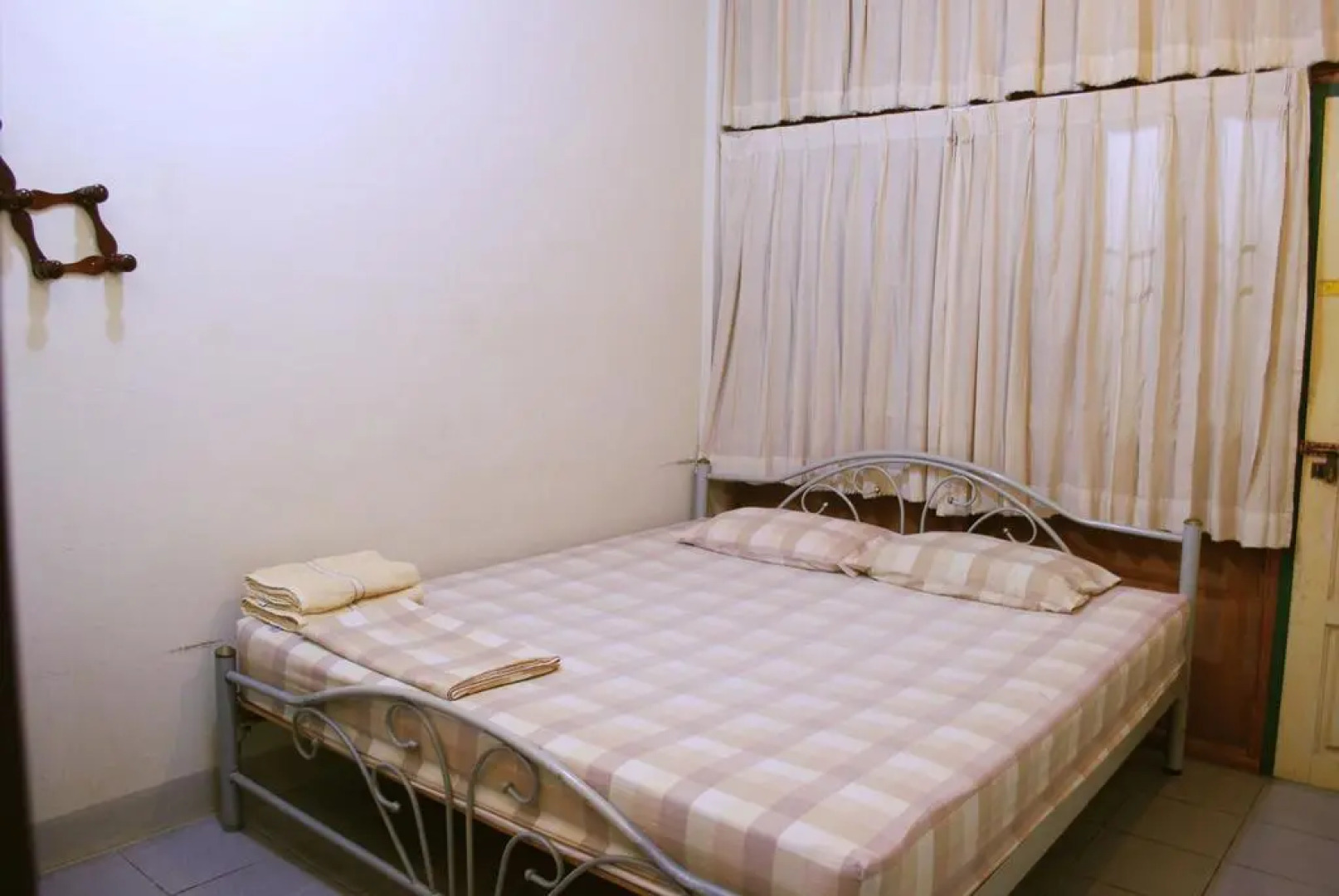 Sukhothai Guest House