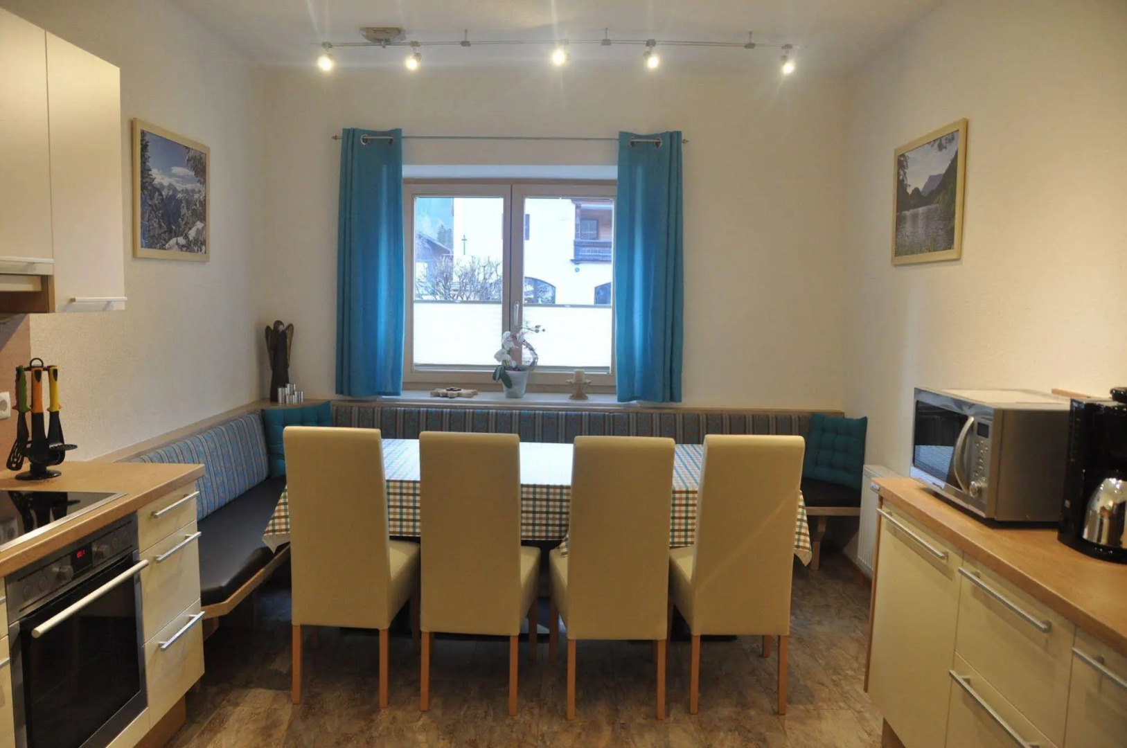 Appartements & Ferienwohnungen Pfausler