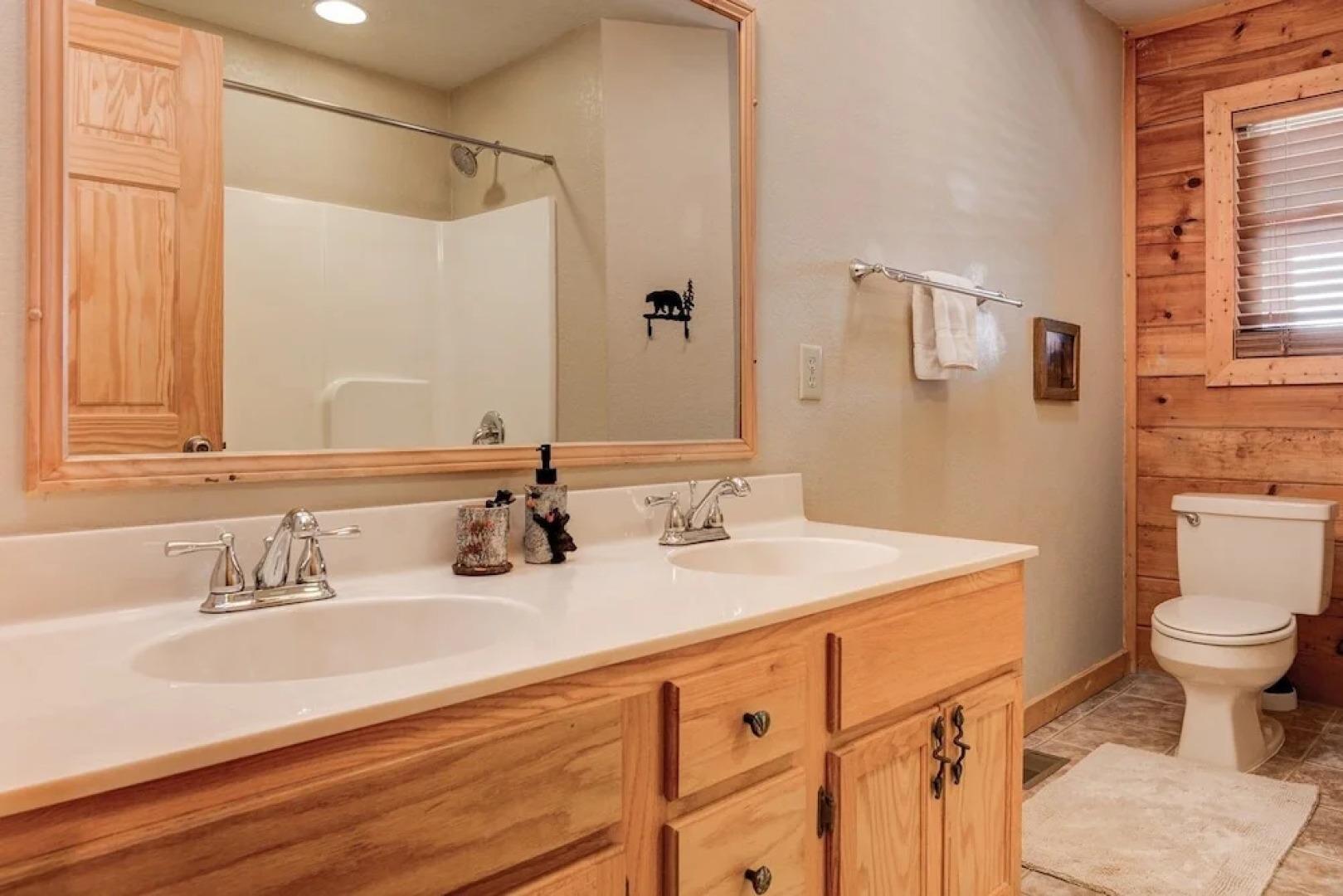 Daze Off - 4 Br Cabin