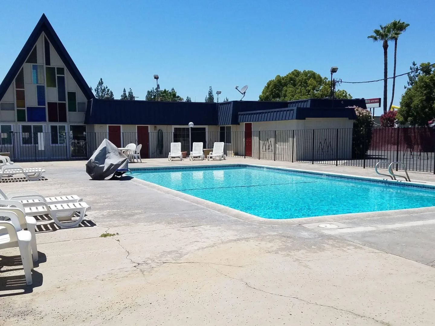 Economy Inn Fresno Yosemite