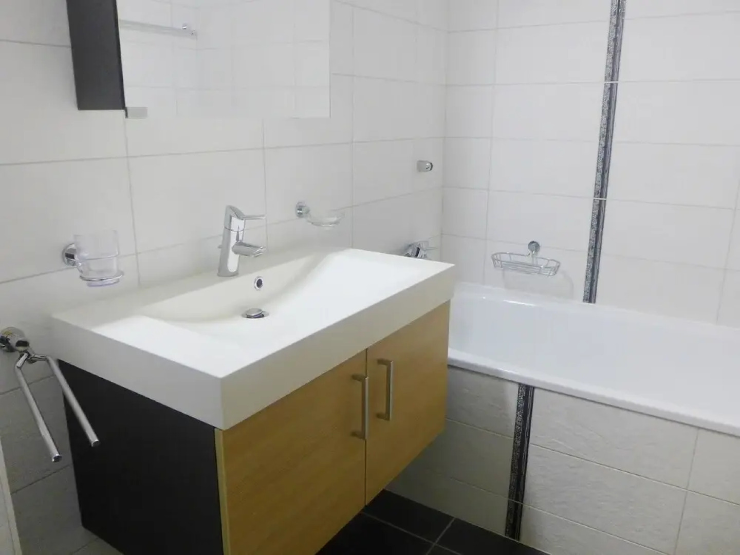 Androm de 2-pi ces A24 Gruy res