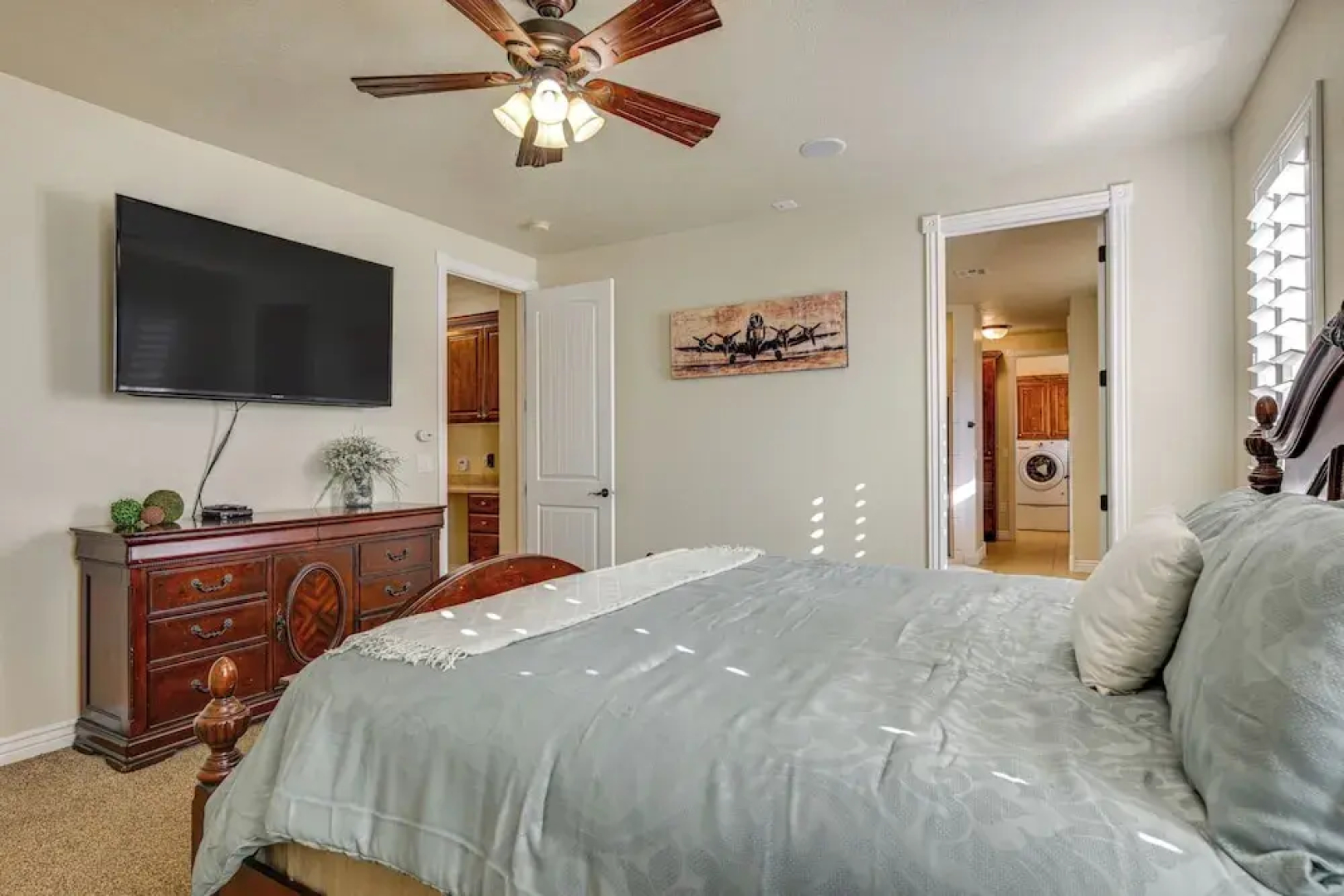 Utah Retreat w/ Heated Pool, Grill & Fire Pit!