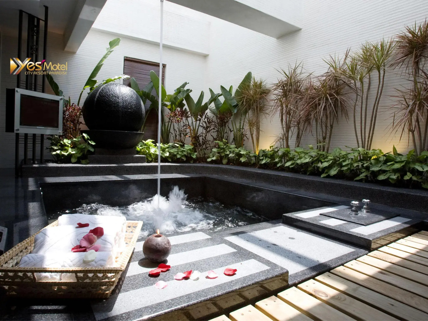 Yes Motel City Resort Paradise