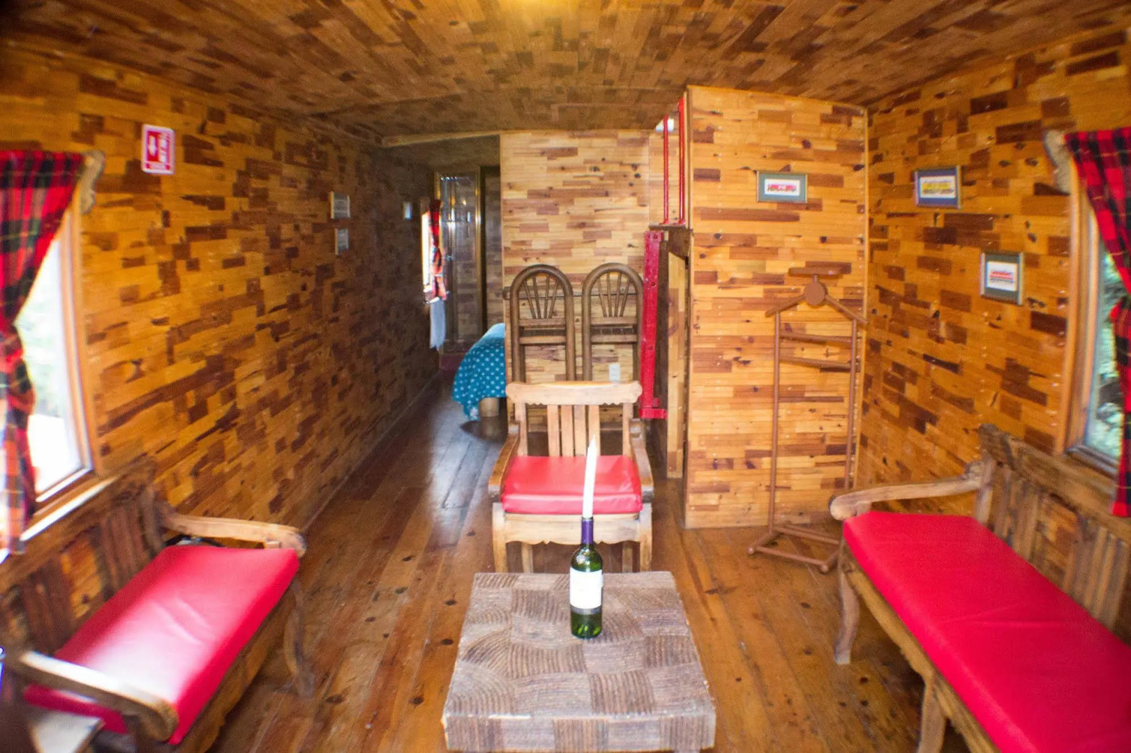 Los Vagones Cabañas Restaurante Bar