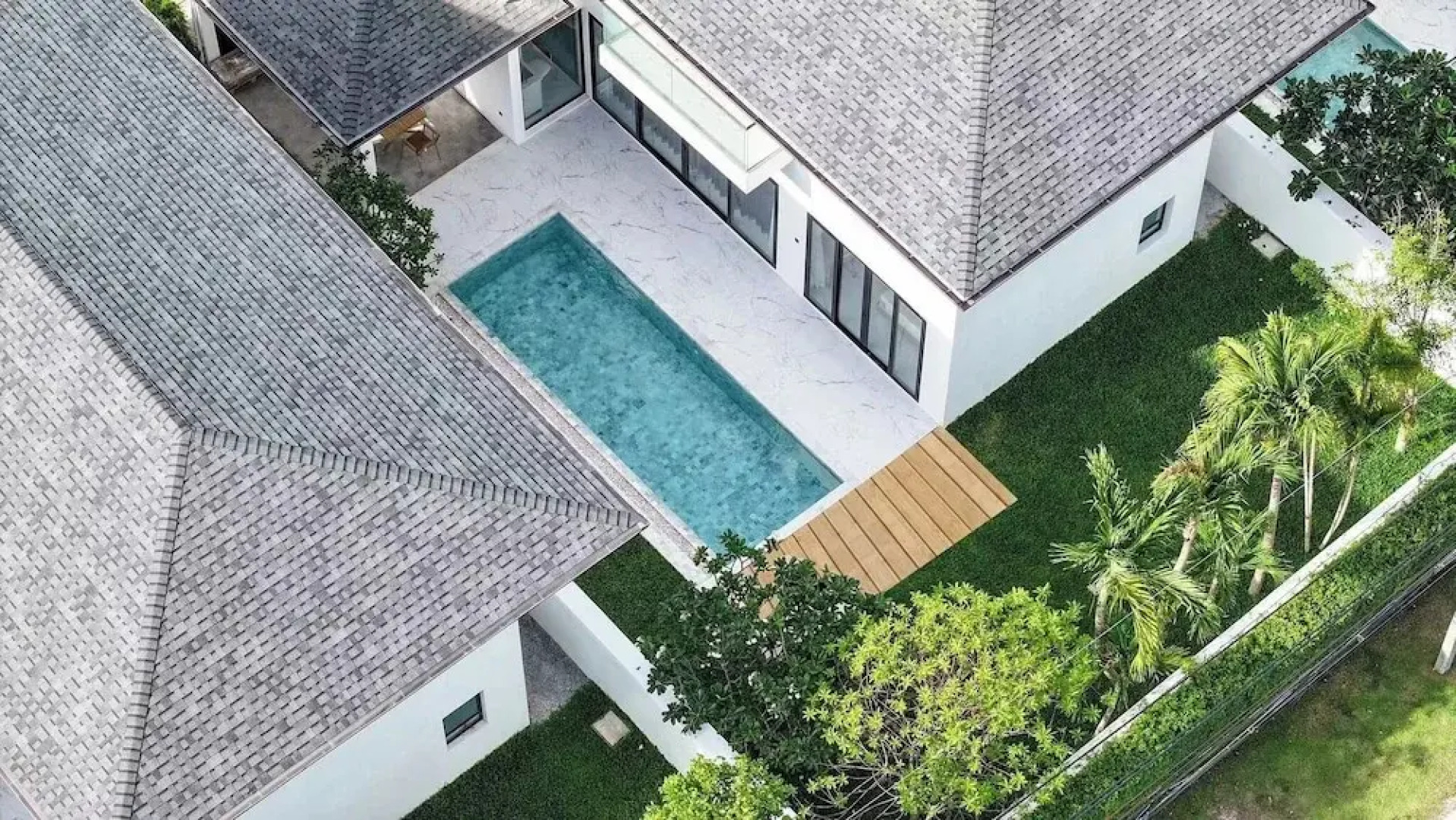 Argo Pattaya Resort and Villas