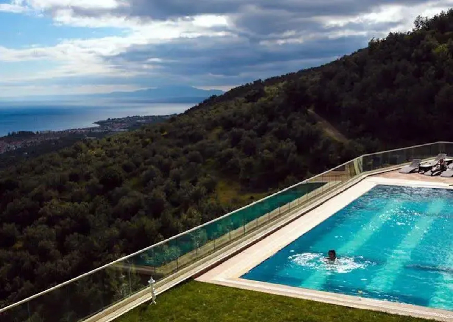 Rezone Health & Oxygen Hotel