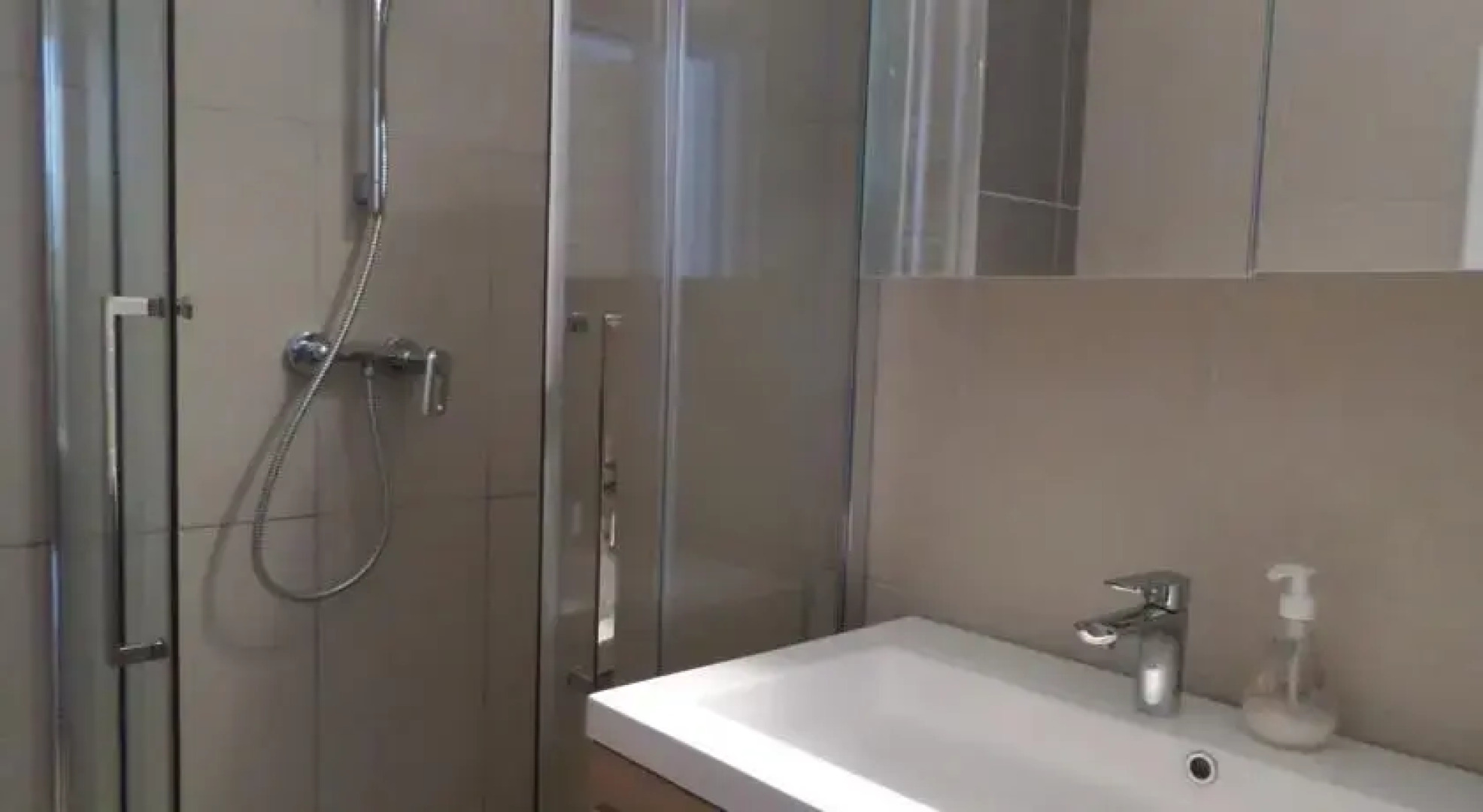 Joli Appartement entre Menton et Monaco