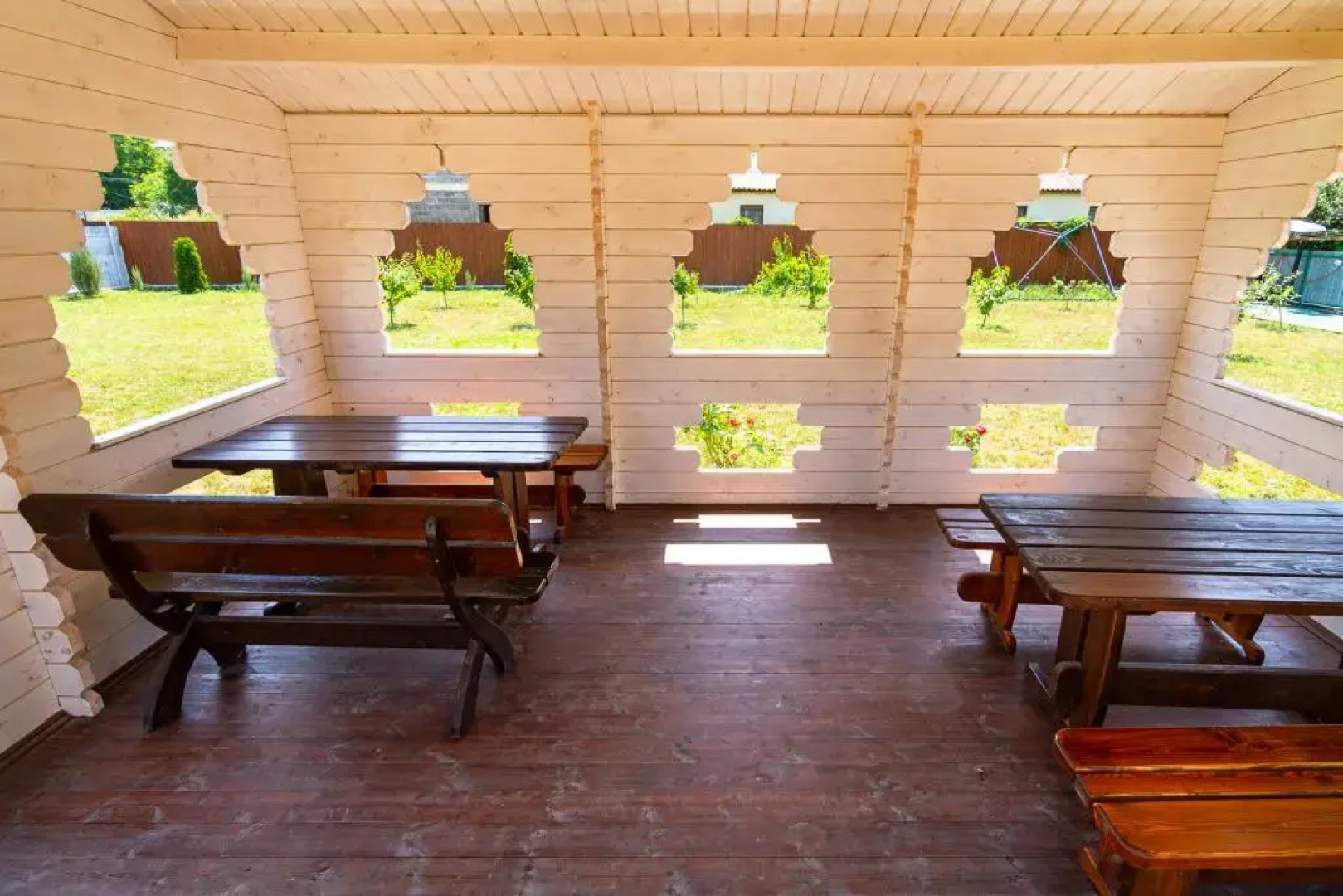 Laskovyy Bereg Guest House