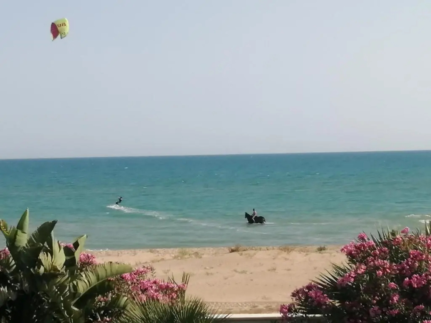 Appartamento con giardino con accesso a mare