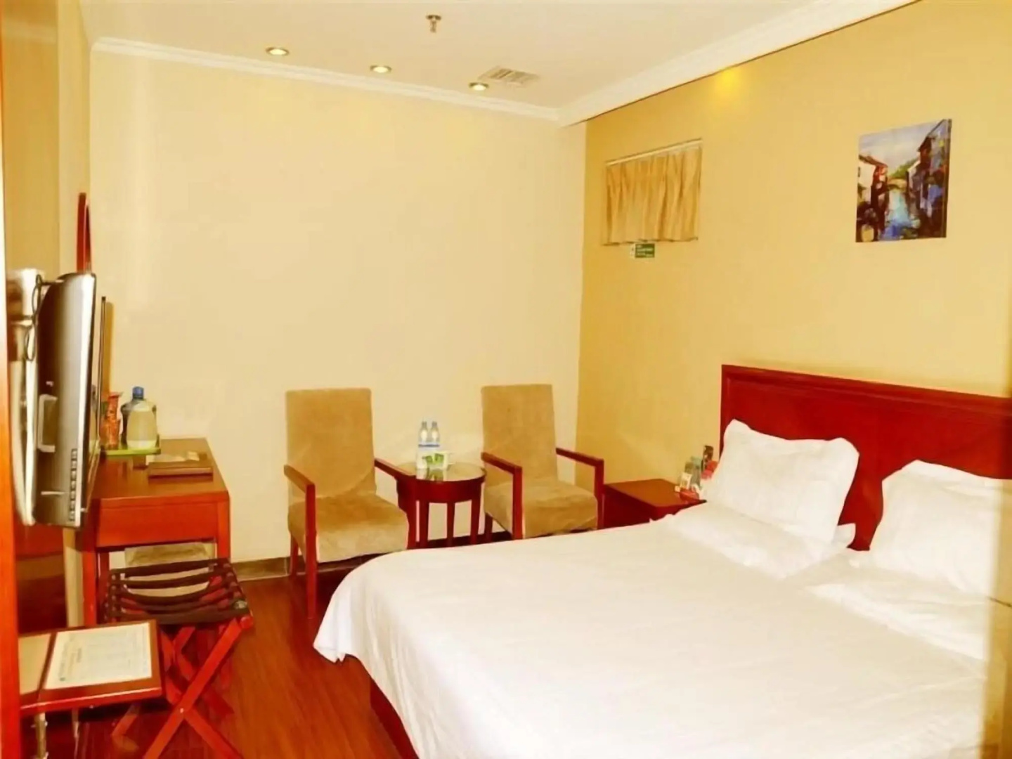 GreenTree Inn Wenshang Baoxiang Temple Express Hotel