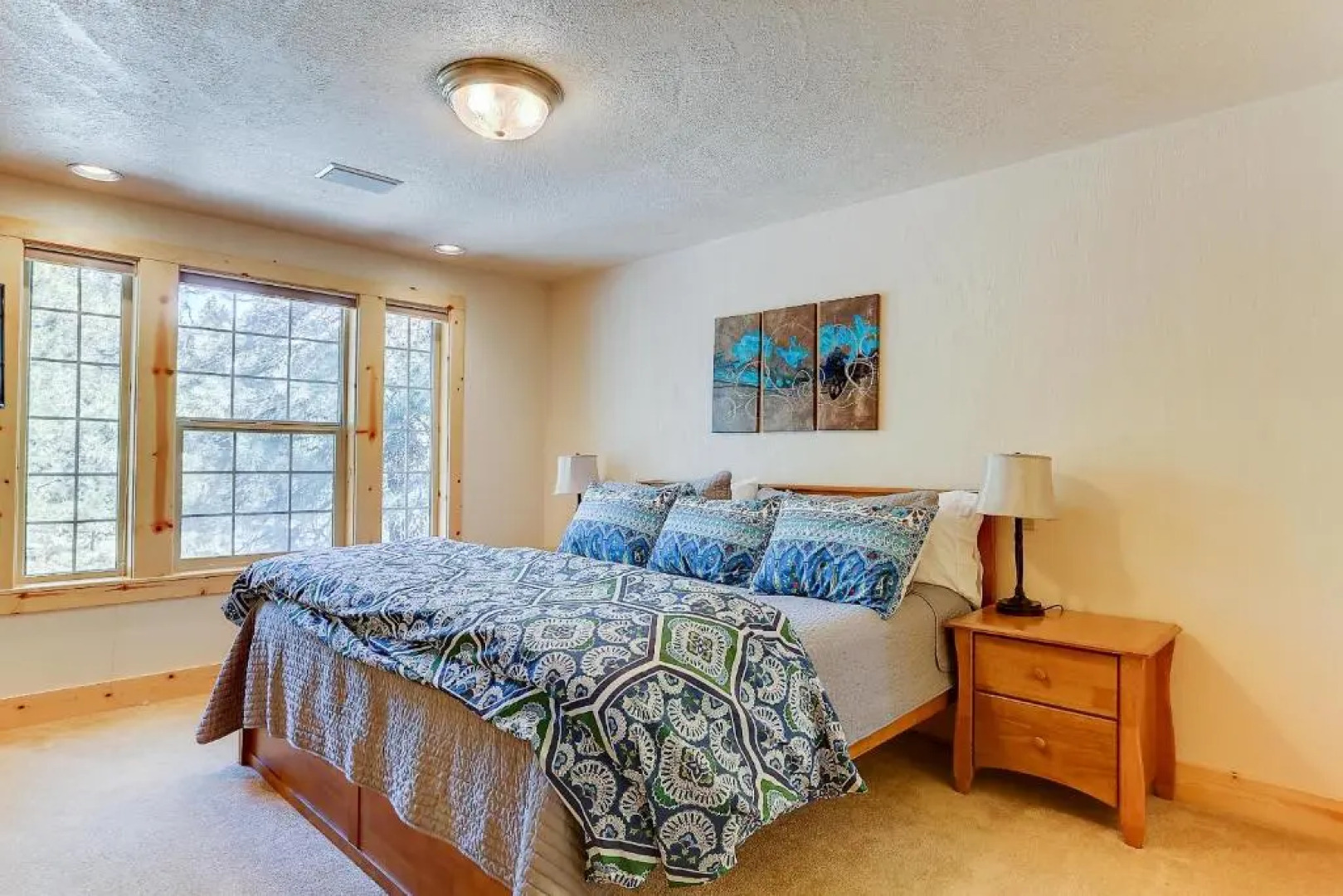 3 Mt. Baker-AC-Hot Tub-4BR/3BA