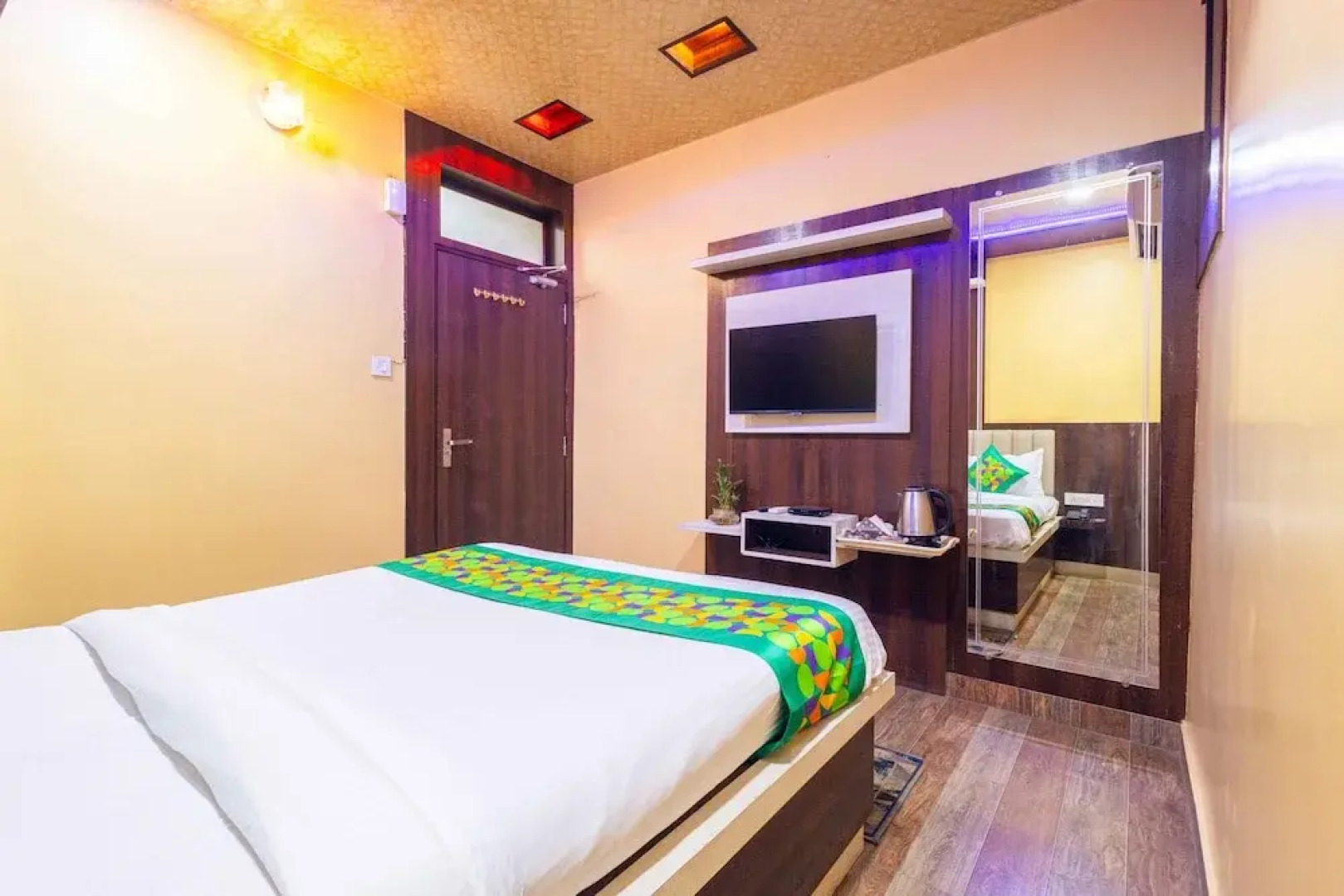 Treebo Saumendra Residency