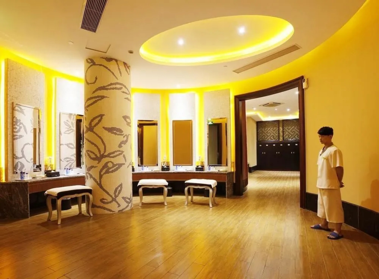 Heroicness Intercontinental Hotel