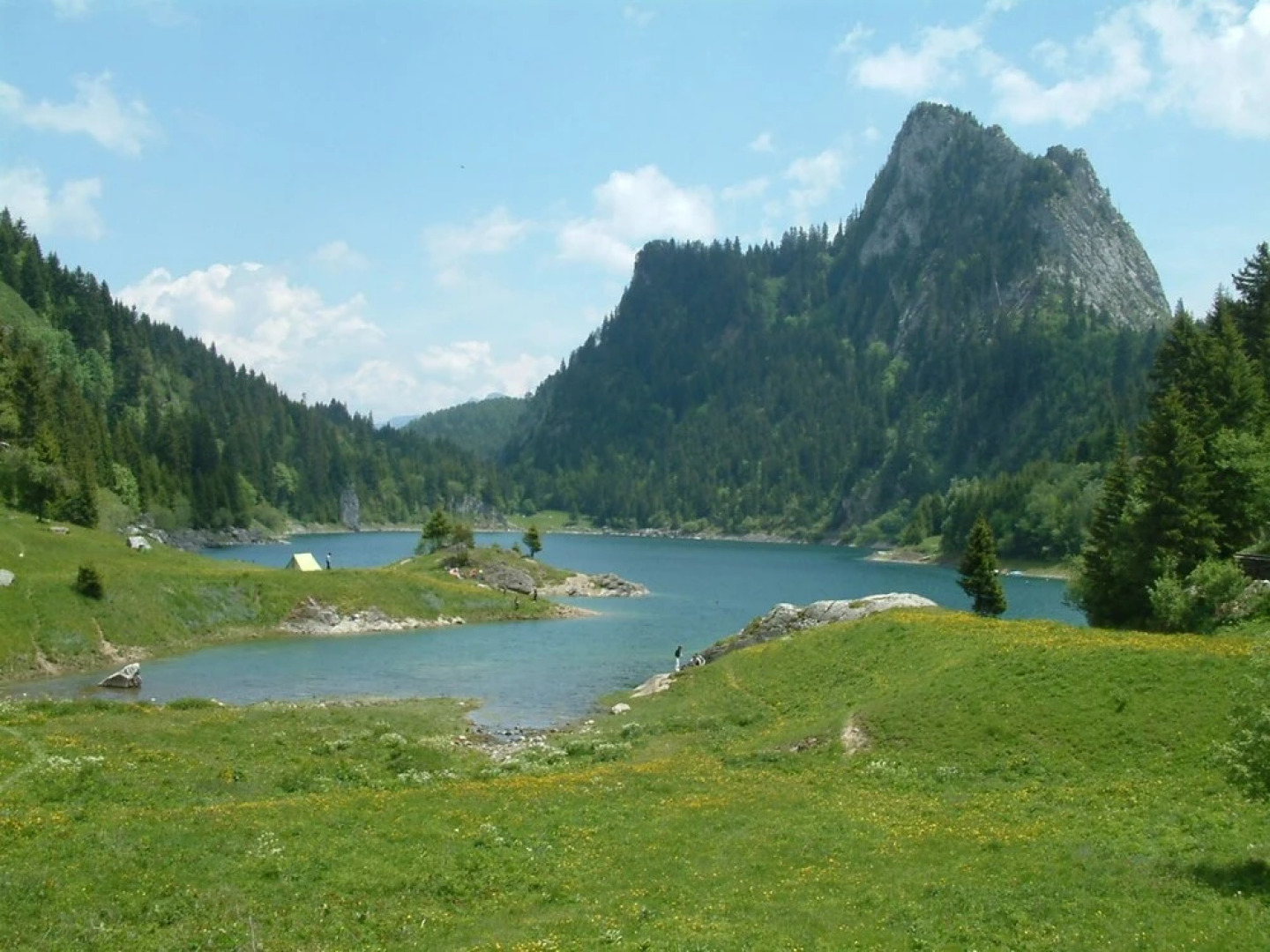 Apartment With one Bedroom in Torgon, With Wonderful Mountain View and Furnished Garden