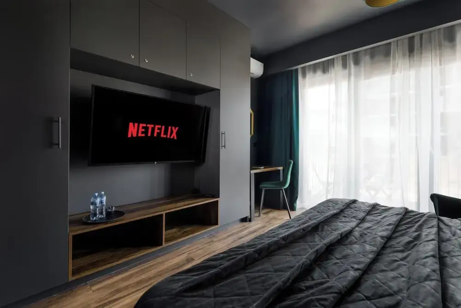 Manhattan by Kairos Apartments