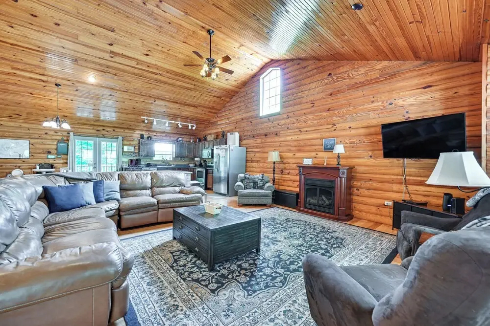 Woodsy Kentucky Escape w/ Game Room & Lake Access!