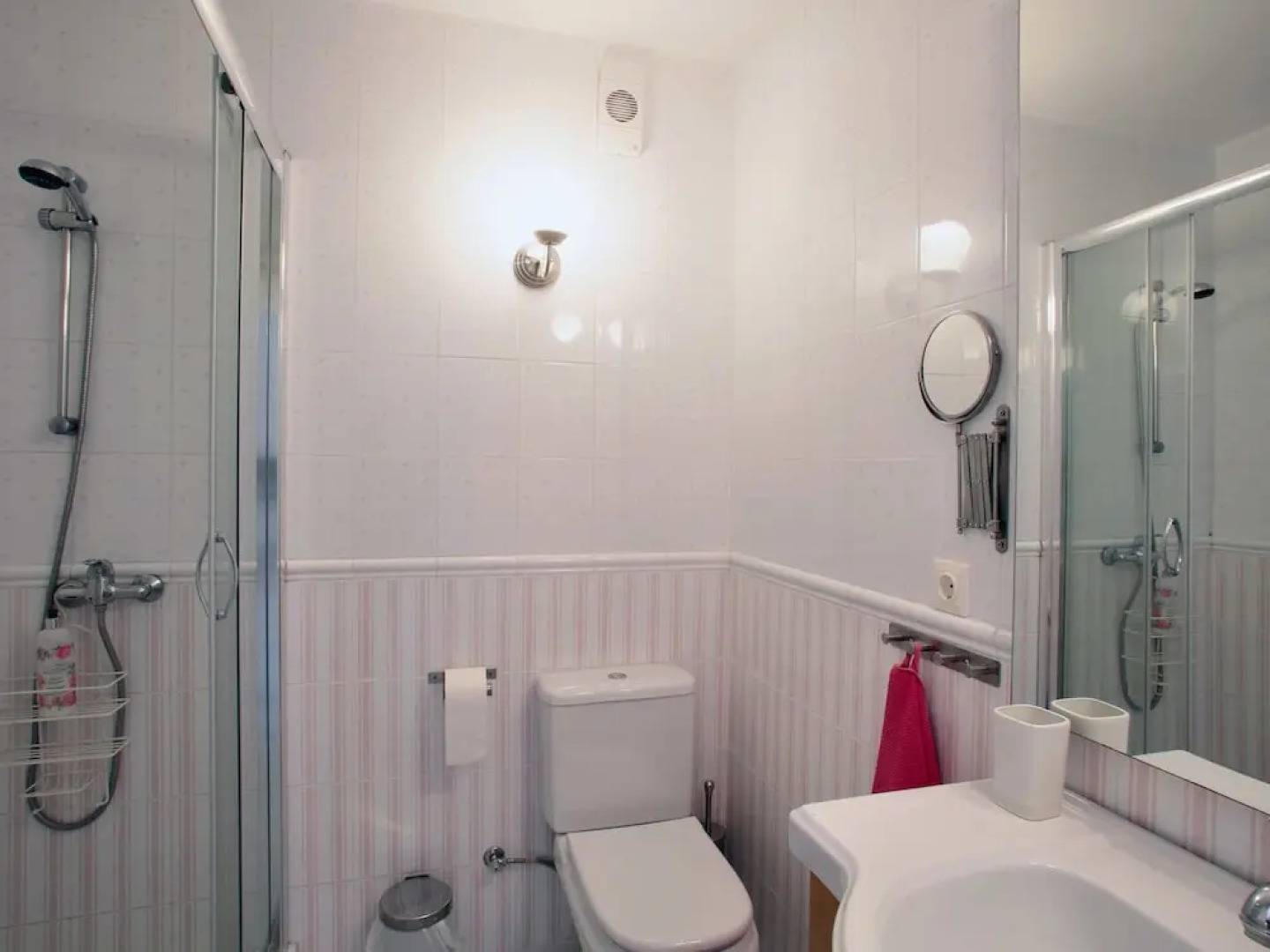 Your Vacation Retreat Right On The Beach