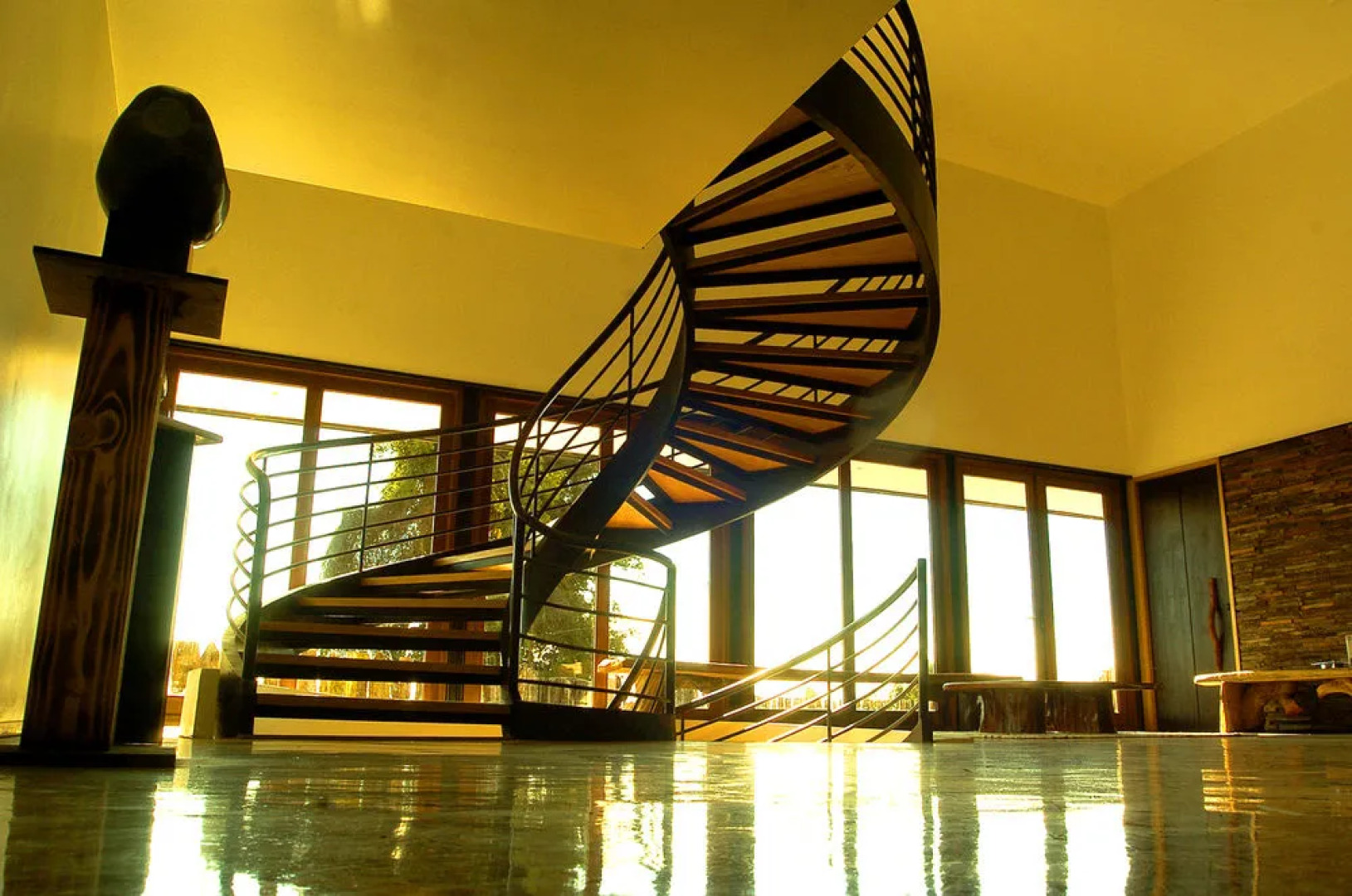 Arrebol Patagonia Hotel