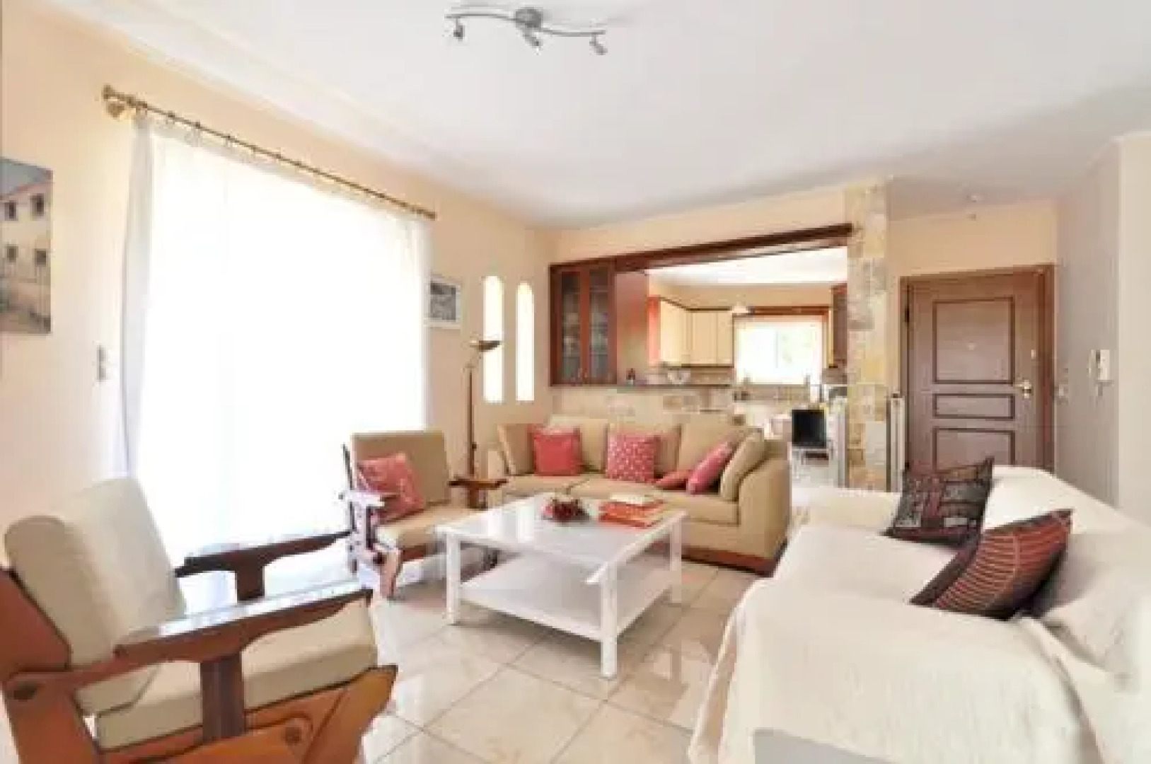 Kosta's Family House