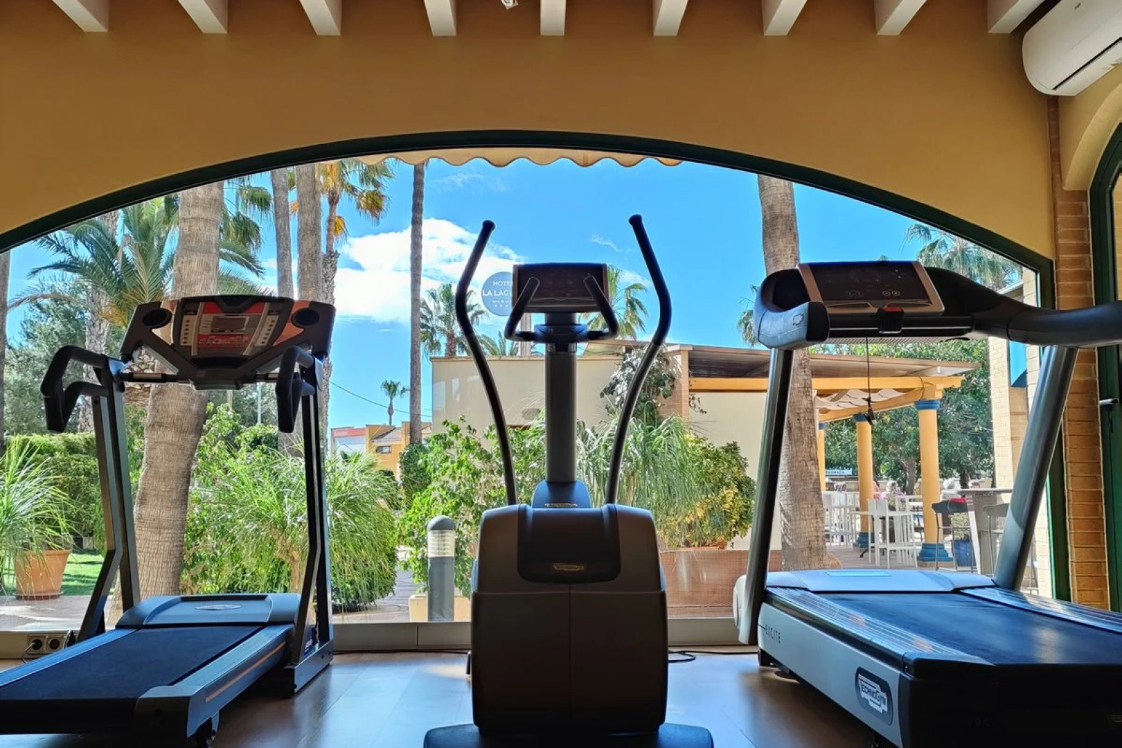 Hotel La Laguna Spa And Golf