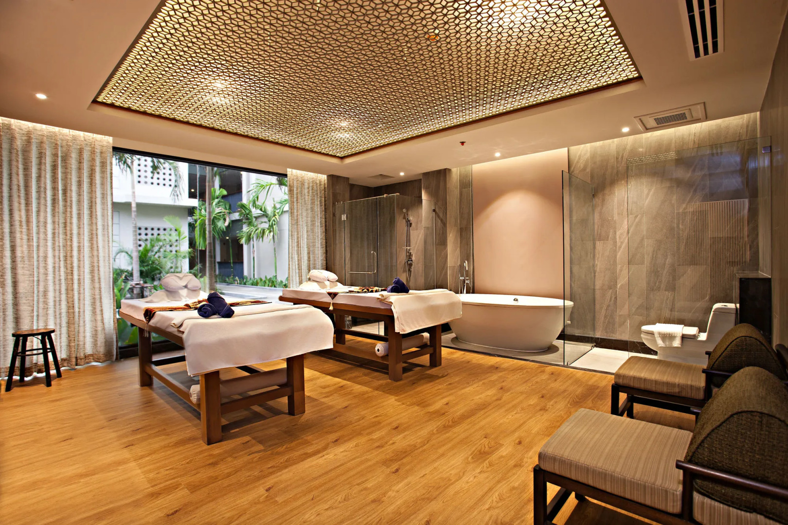 Le Meridien Khao Lak Resort & Spa