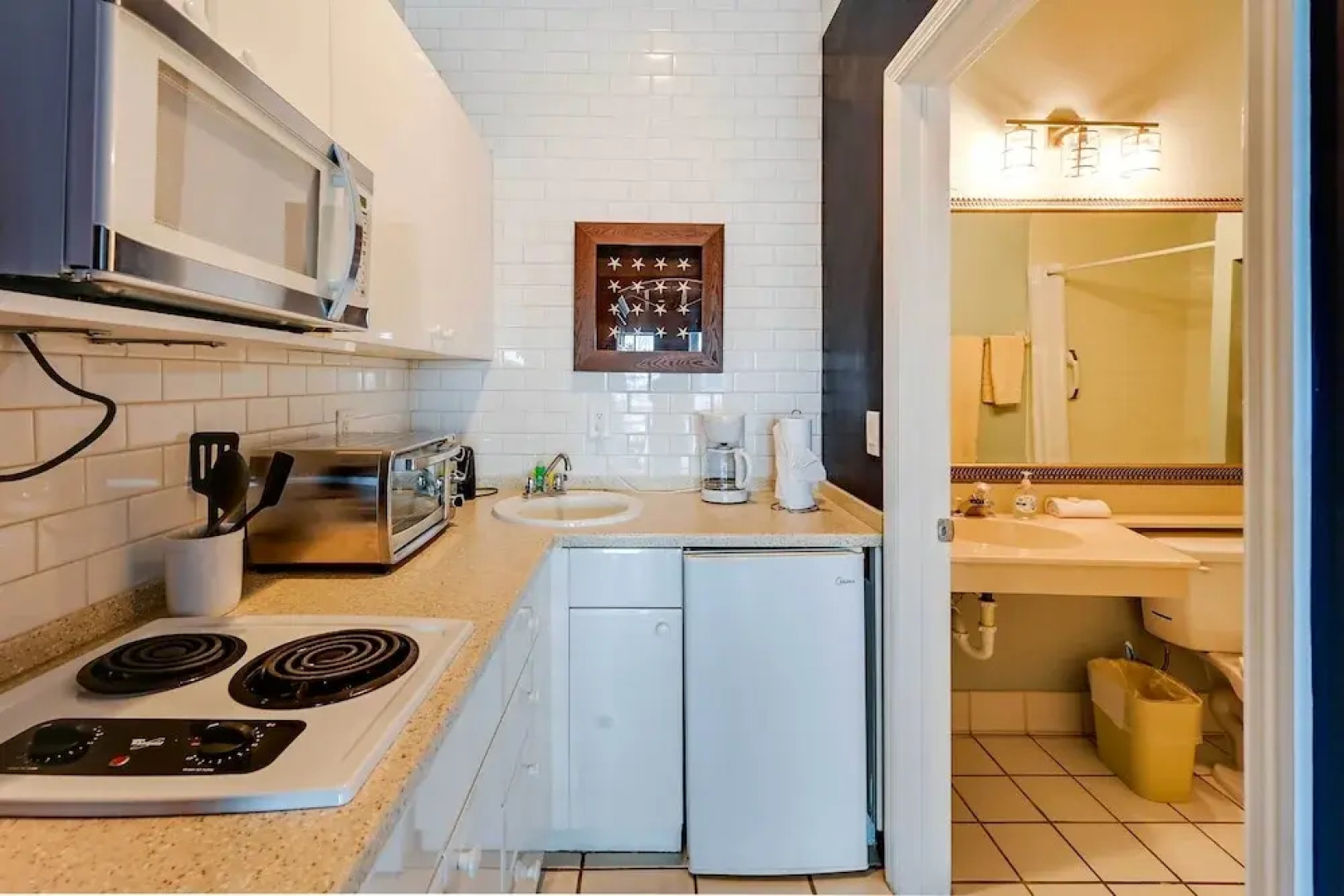 Studio w/ Marina Views: 15 Mi To Everglades!