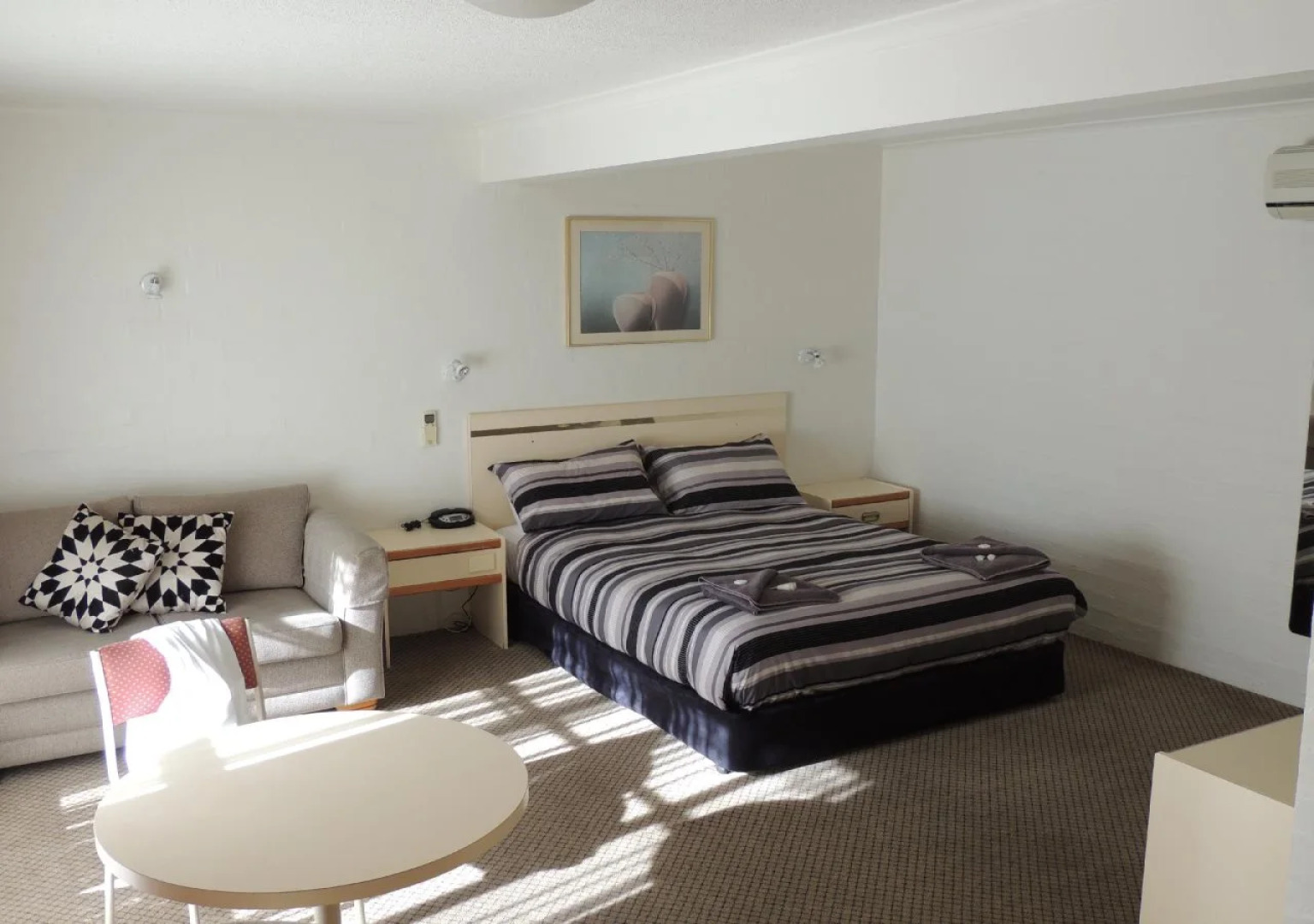 Argyle Terrace Motor Inn and Villa Units