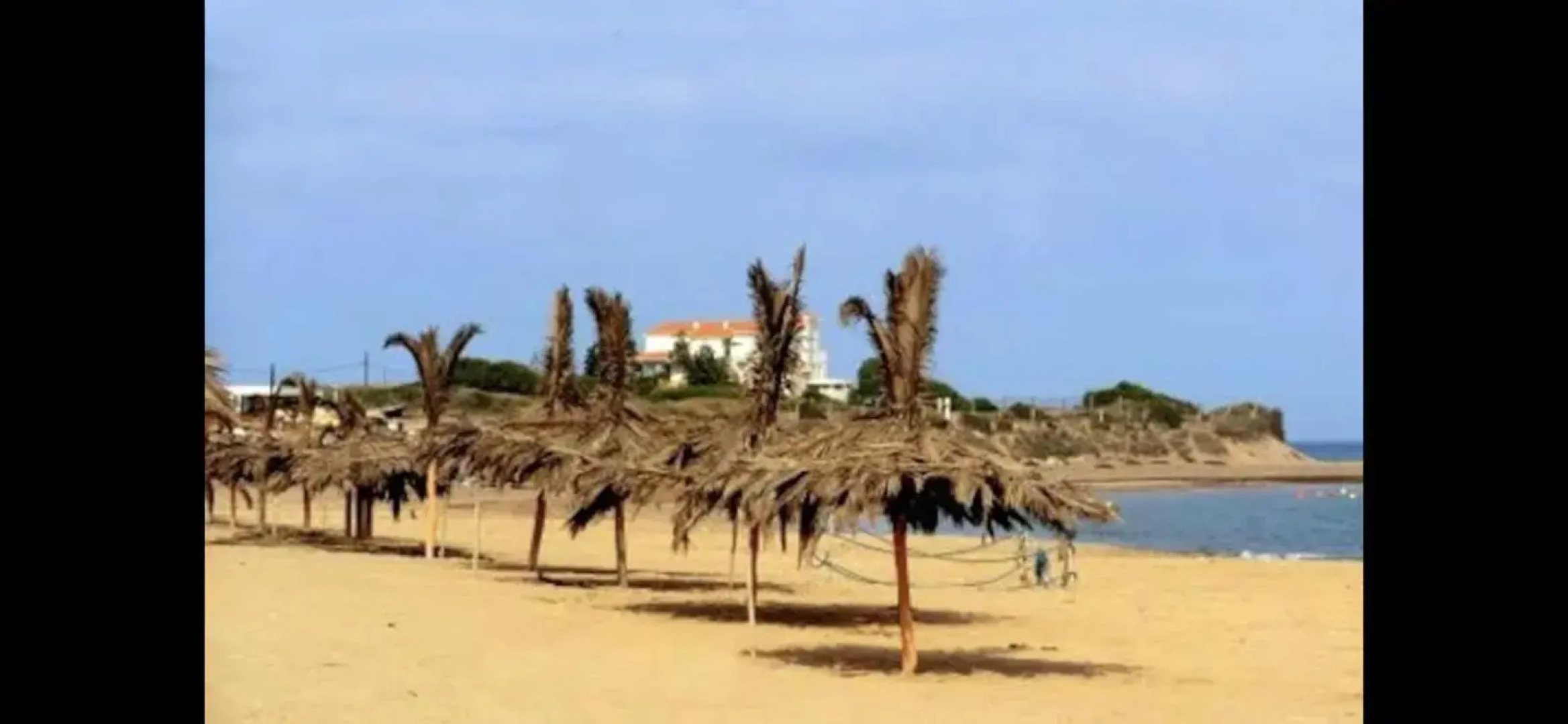 Appartement front de mer avec piscine à Dar Bouazza