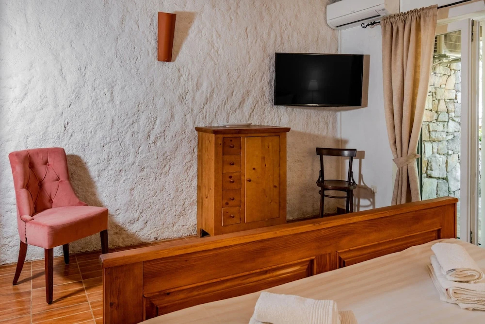 Rooms & Villas Nono Ban