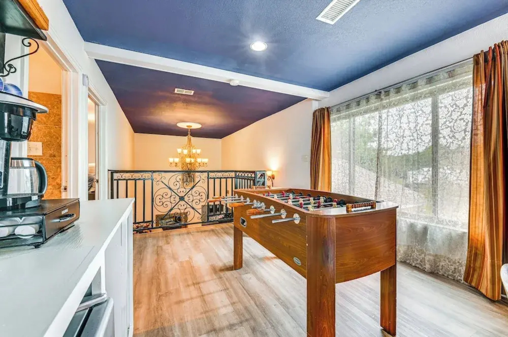 Spacious Family Home w/ Fenced Yard in DFW Area