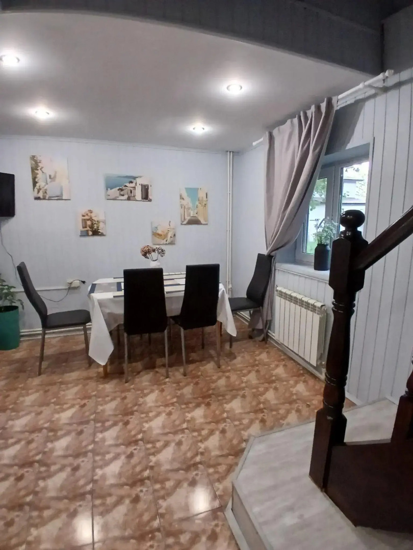 Дом с русской баней на дровах и бассейном в Жаворонках