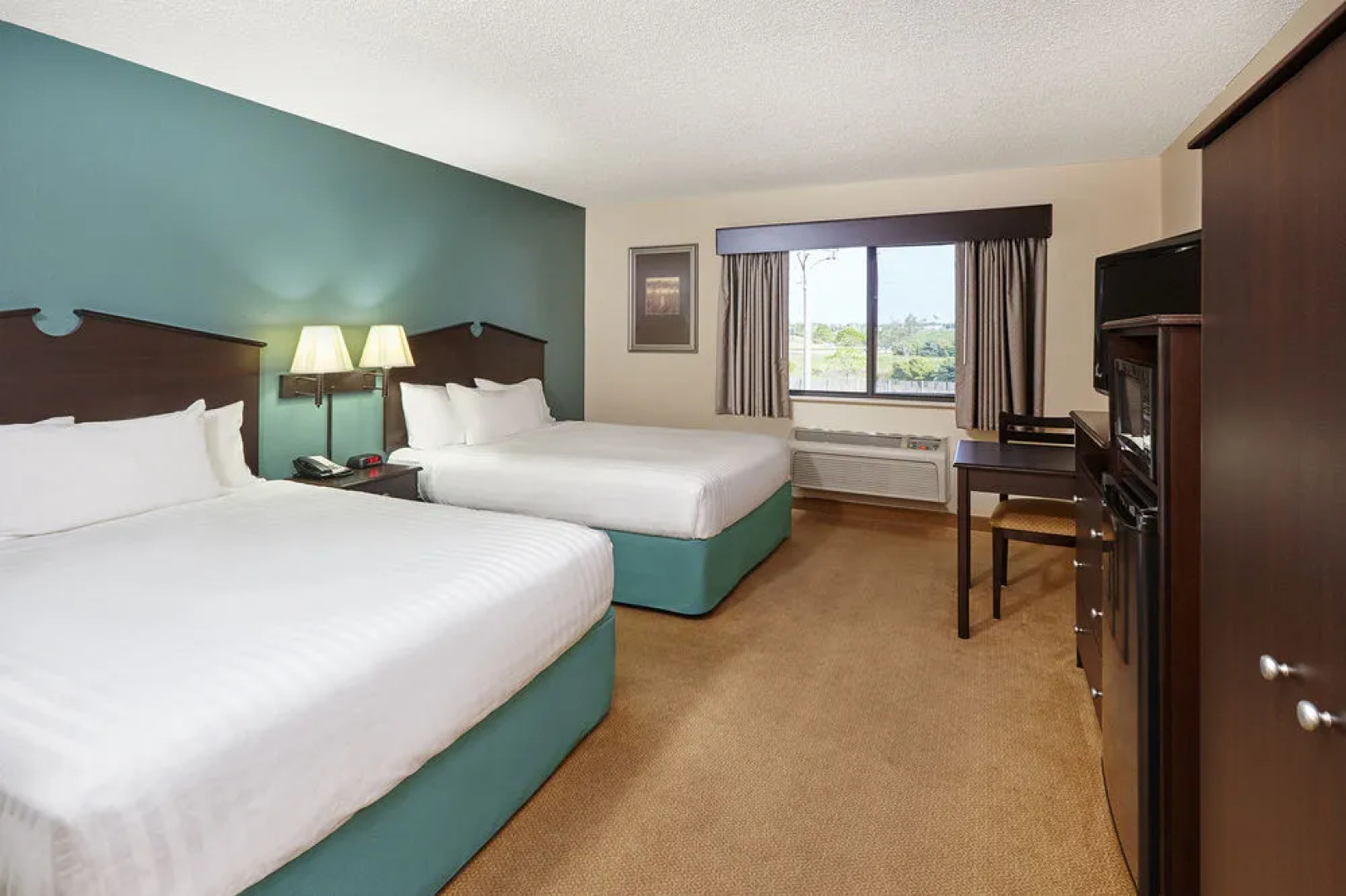 AmericInn Lodge & Suites Green Bay East