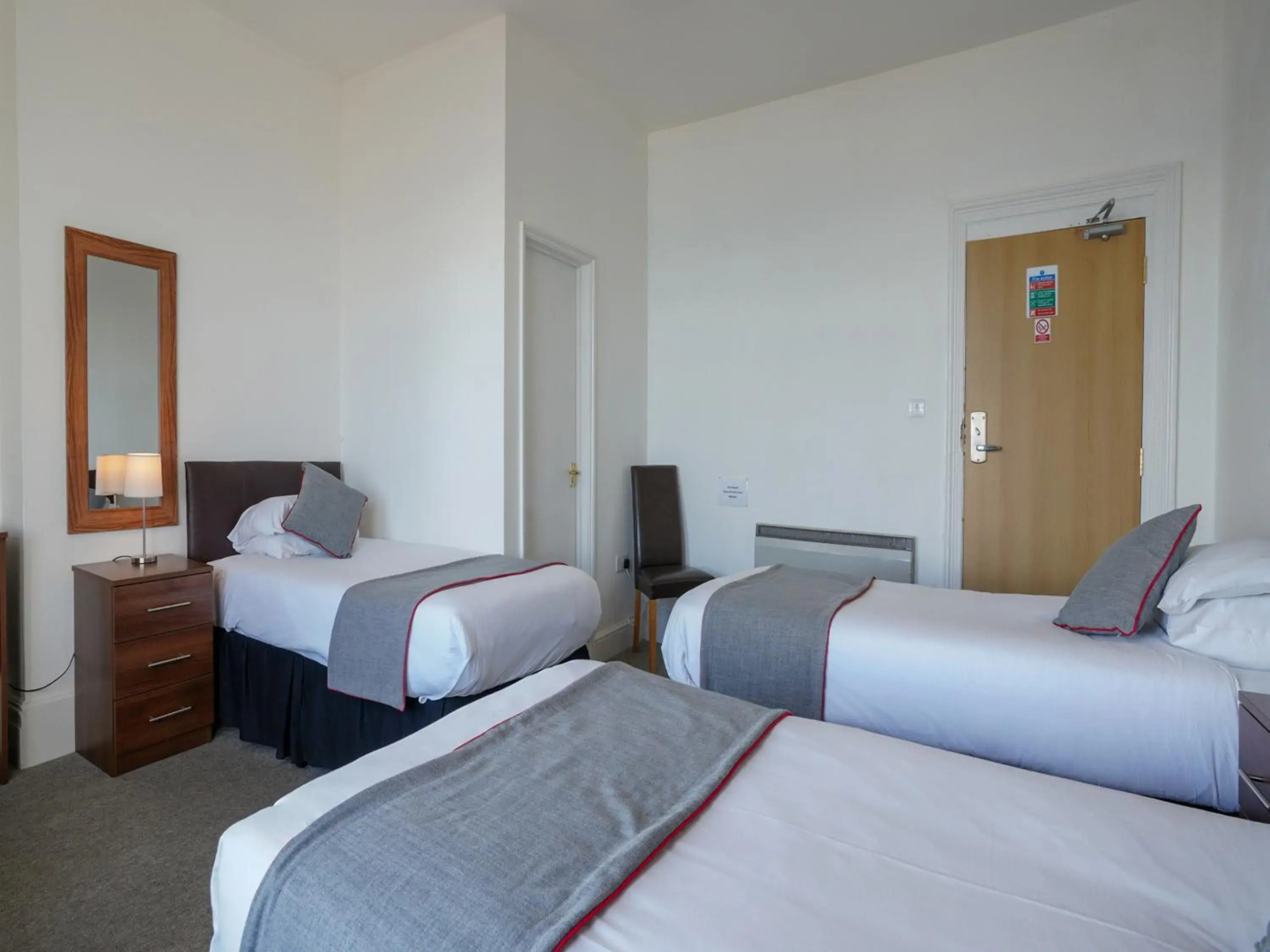 OYO Shanklin Beach Hotel