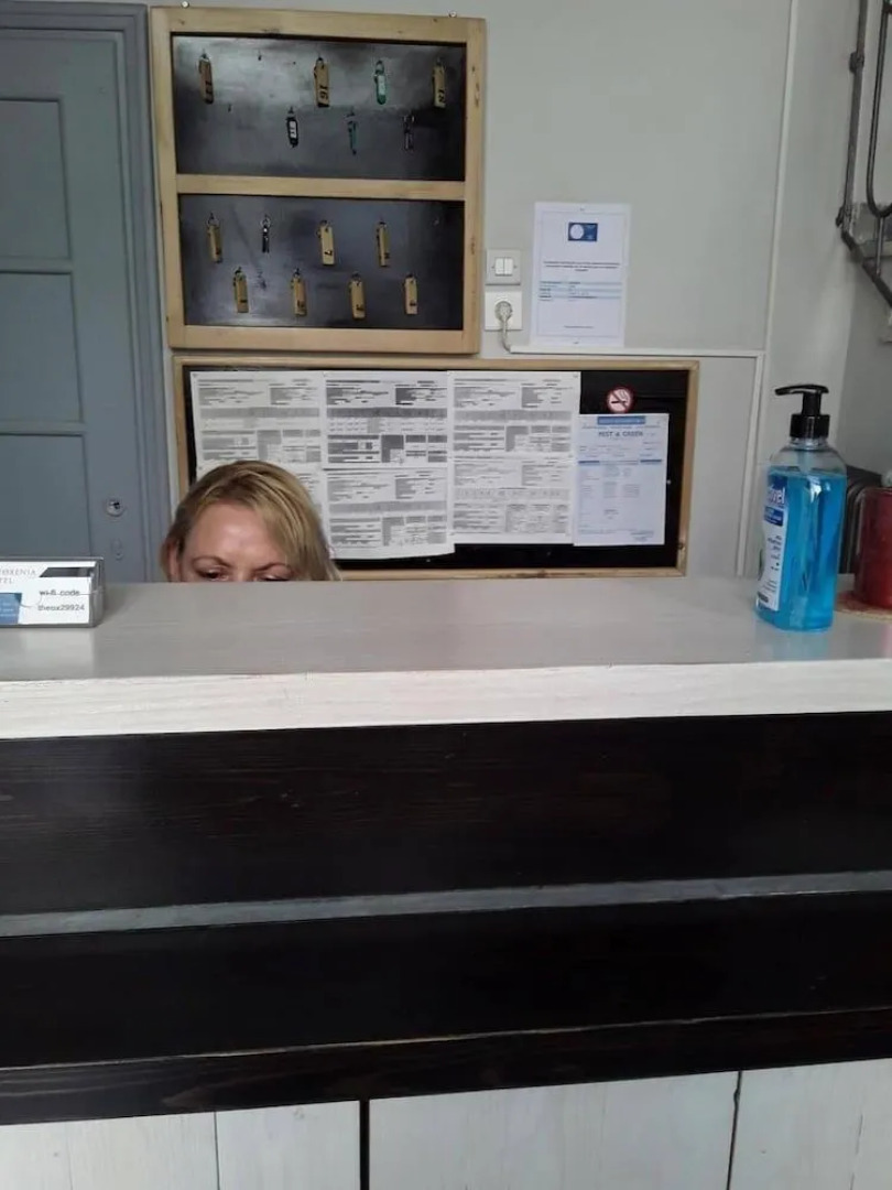 Theoxenia Paralio Astros