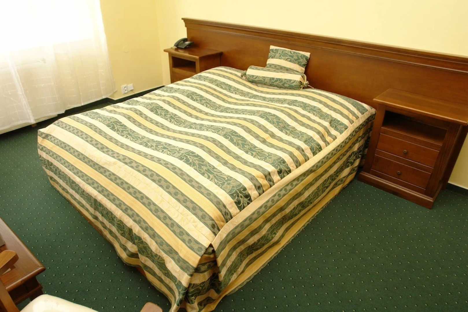 Bila Ruze White Rose