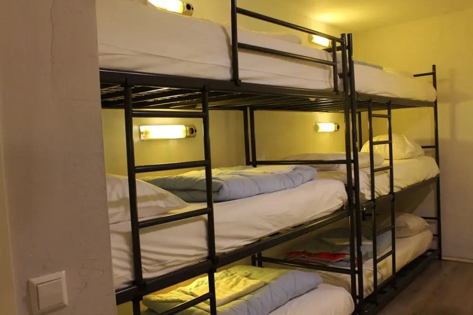The Golden Stork - Hostel