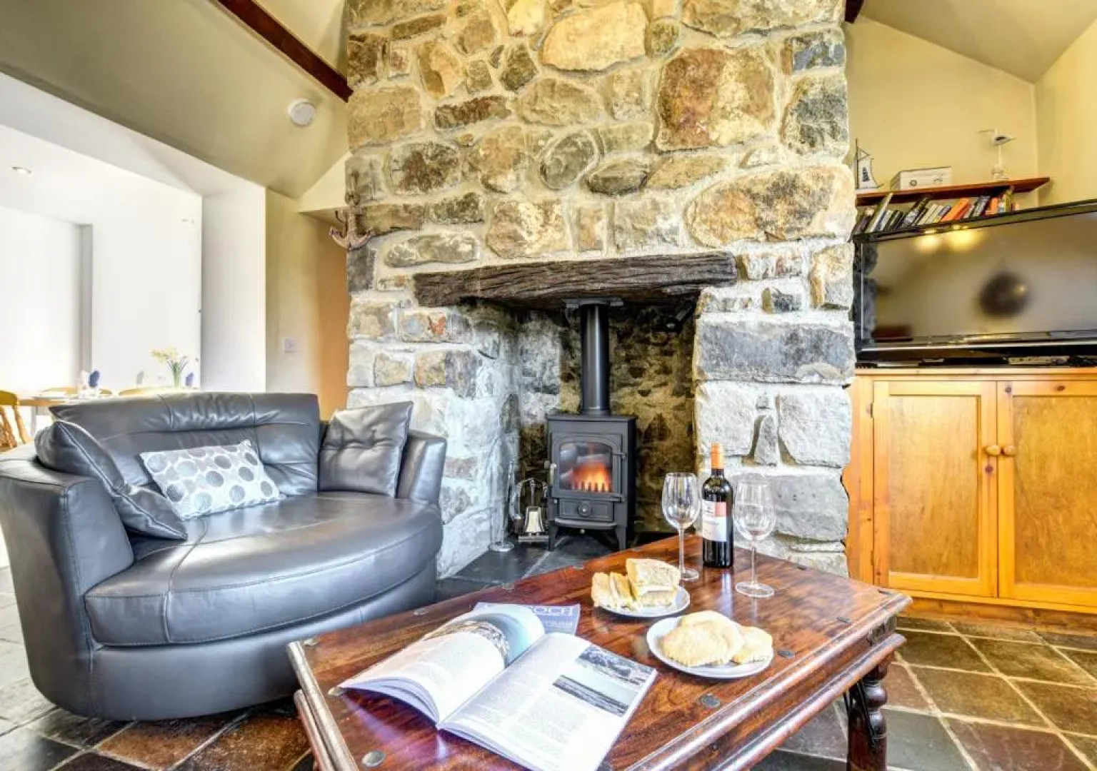 Holiday Home Stabal y Rhyd