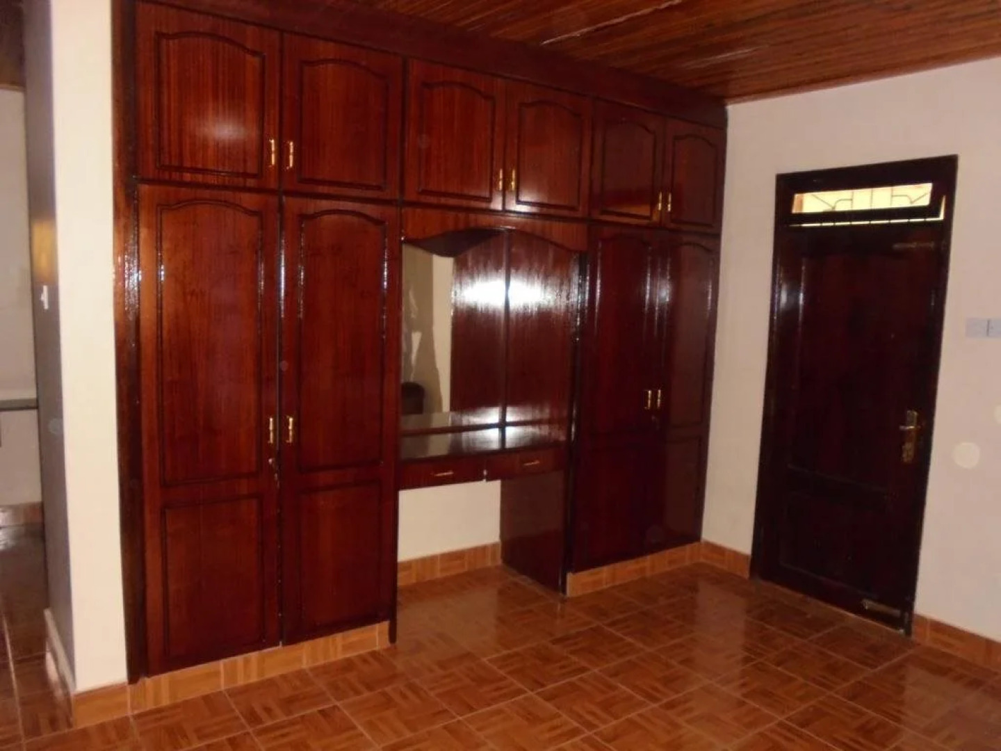 Mahina Paradise Hotel