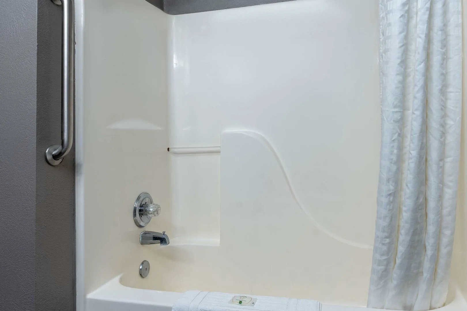 Spark by Hilton Indianapolis Northeast Fishers