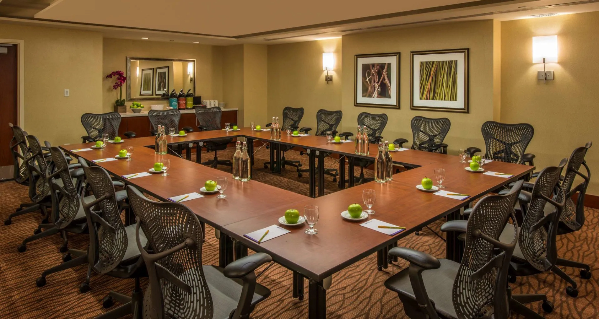 Hilton Garden Inn Alexandria Old Town National Harbor