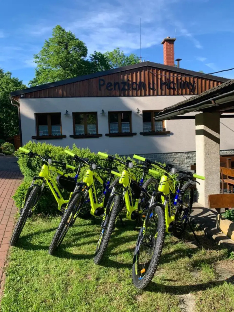 U Haliny - Tyra Natura