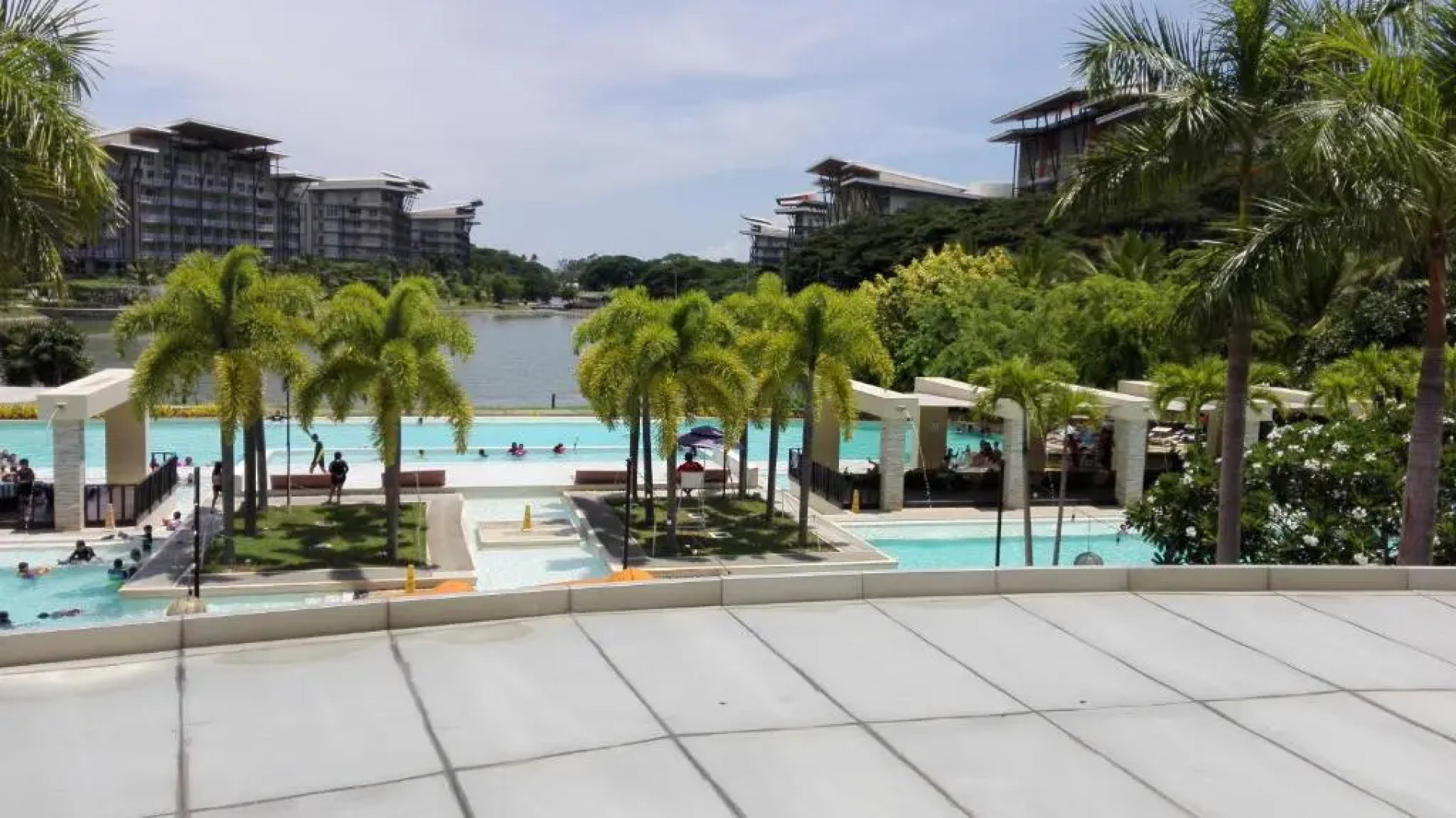 Lagoon view Family Suite in Pico De Loro Cove, Nasugbu