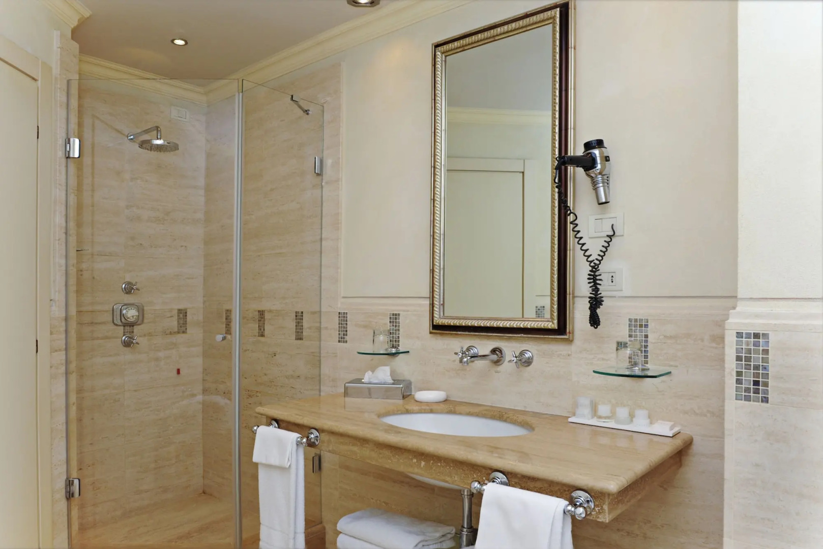 Terminus Lago Di Como Hotel