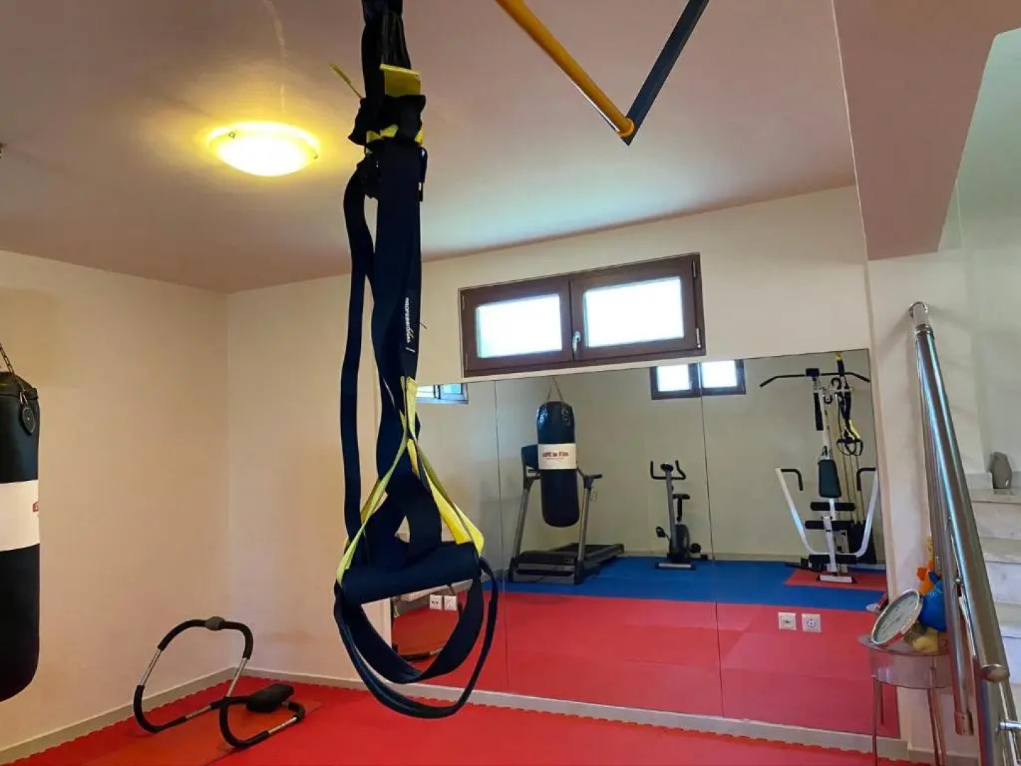 Sunny Villa by the beach Gournes