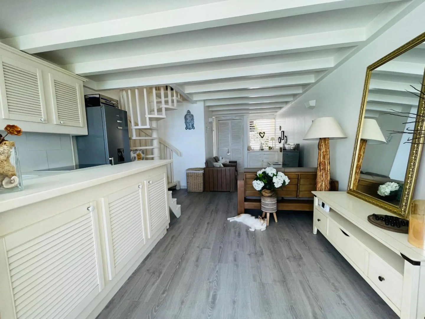 Blue Lagoon, cottage les pieds dans l eau